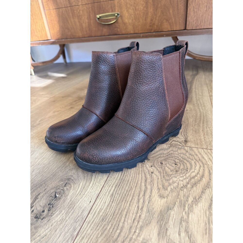 SOREL 8 Joan Of Arctic Wedge II Chelsea brown leather wedge bootie Boot Winter